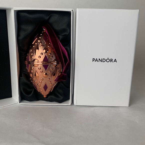 Pandora Limited Edition 2020 Ornament without charm - Picture 1 of 6